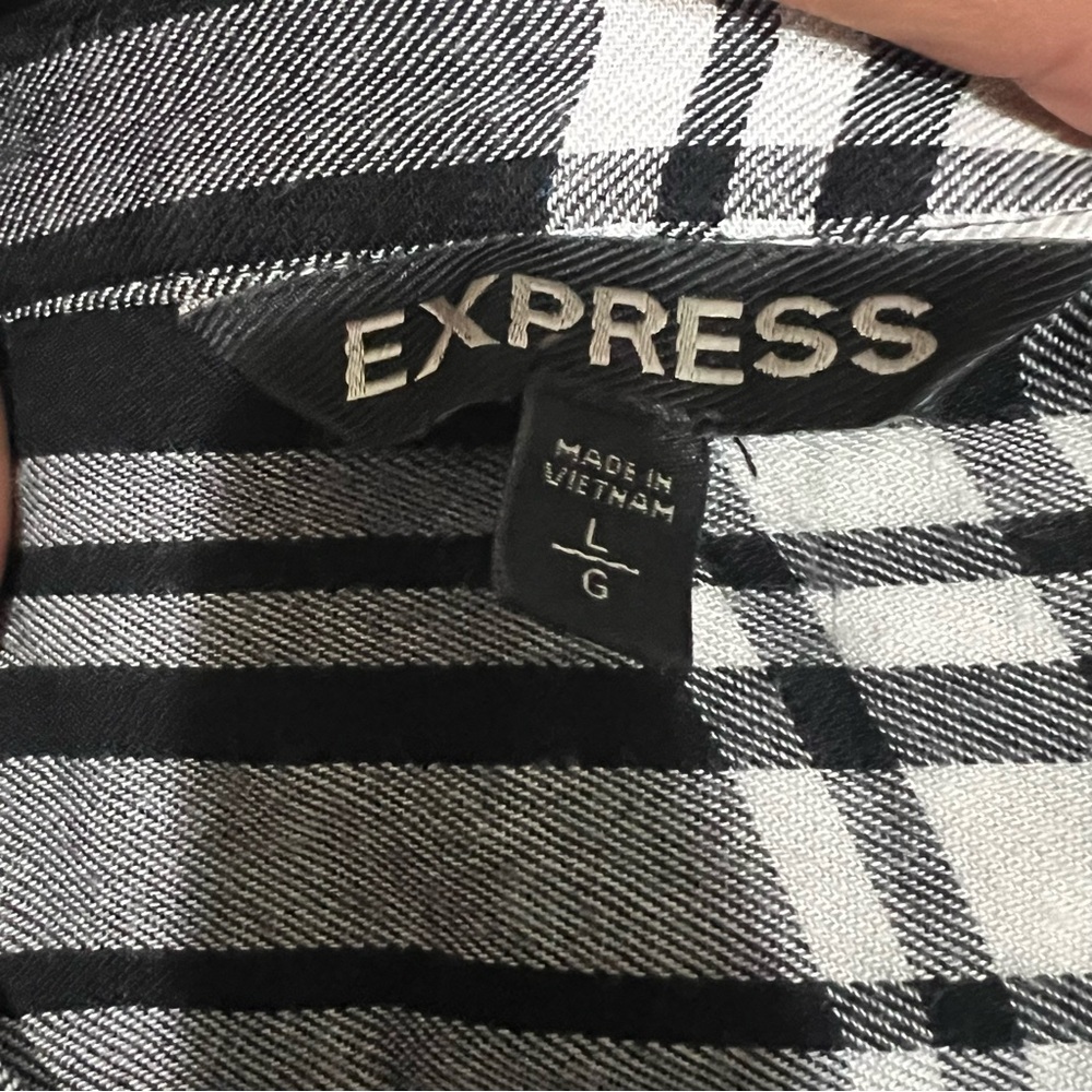 EXPRESS Lace Up Flannel Top - Picture 5 of 5